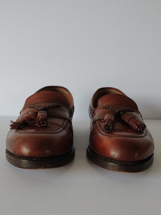 Johnston & Murphy Men\'s Tassel Loafers in Chestnut Brown